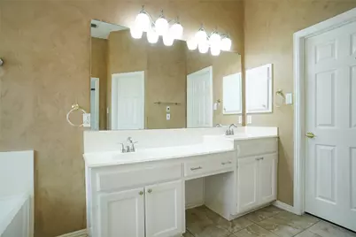 1828 Lacey Oak Lane, Keller, TX 76248 - Photo 10