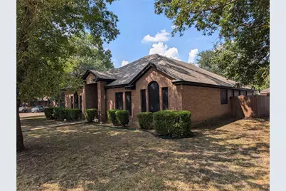 127 Pecan Grove, Lancaster, TX 75146 - Photo 2