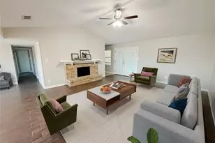 8601 Woodside Rd, Rowlett, TX 75088 - Photo 4