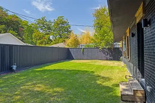 7210 Lehigh Dr, Dallas, TX 75214 - Photo 22