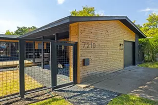 7210 Lehigh Dr, Dallas, TX 75214 - Photo 2