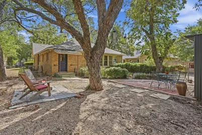 704 Forrest Avenue, Cleburne, TX 76033 - Photo 6
