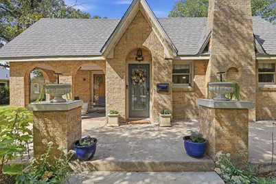704 Forrest Avenue, Cleburne, TX 76033 - Photo 4