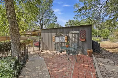 704 Forrest Avenue, Cleburne, TX 76033 - Photo 32