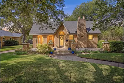 704 Forrest Avenue, Cleburne, TX 76033 - Photo 1