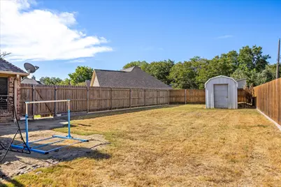 801 Maplewood Court, Stephenville, TX 76401 - Photo 30