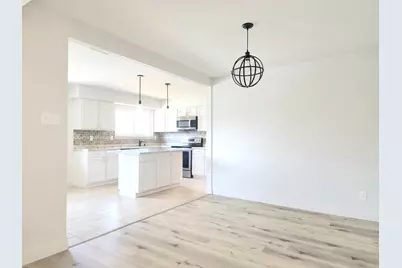 5300 Queenlily Court, Arlington, TX 76018 - Photo 10