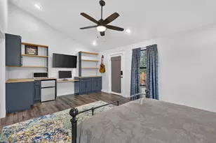 3911 Highgrove Dr, Dallas, TX 75220 - Photo 28