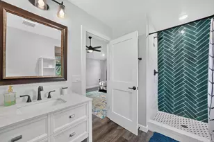 3911 Highgrove Dr, Dallas, TX 75220 - Photo 30