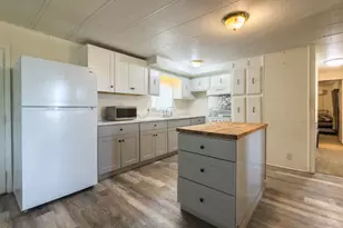 185 Deep Canyon Dr, Whitney, TX 76692 - Photo 2