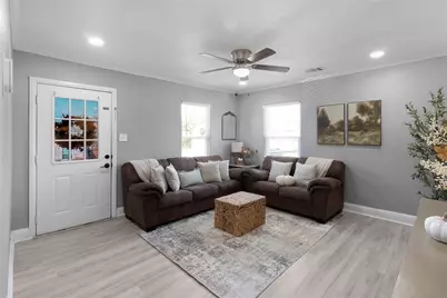 1601 Andrew Avenue, Fort Worth, TX 76105 - Photo 6