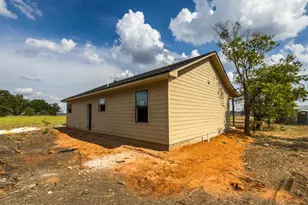 506 F St, Meridian, TX 76665 - Photo 10