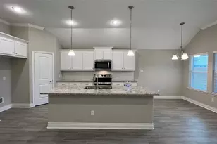1004 Hardaway Dr, Greenville, TX 75402 - Photo 4