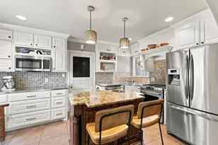 9807 Redondo Dr, Dallas, TX 75218 - Photo 10