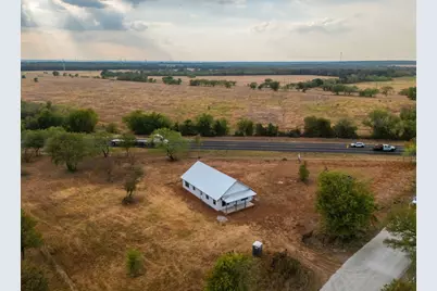 933 Hcr 2224 E, Aquilla, TX 76622 - Photo 12
