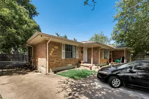 902 Spring Valley Plaza, Richardson, TX 75080 - Photo 2