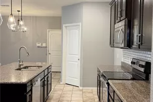 1009 Bruni Ct, Aubrey, TX 76227 - Photo 12