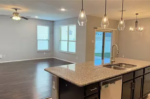 1009 Bruni Ct, Aubrey, TX 76227 - Photo 10