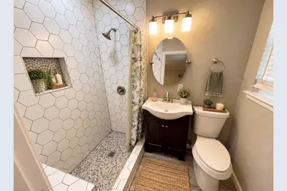 2976 Sundial Drive, Dallas, TX 75229 - Photo 6