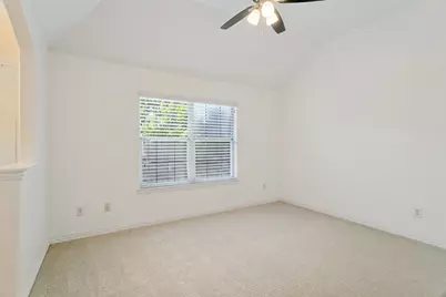 1224 Willowdale Lane, Irving, TX 75063 - Photo 28