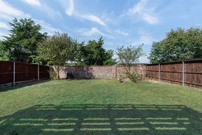 8425 Tyler Drive, Lantana, TX 76226 - Photo 32