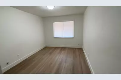 1014 Turner Street, Cleburne, TX 76033 - Photo 4