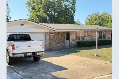 111 E Dawn Drive, Robinson, TX 76706 - Photo 2