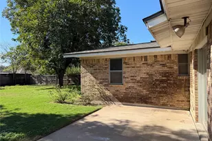111 E Dawn Dr, Robinson, TX 76706 - Photo 18