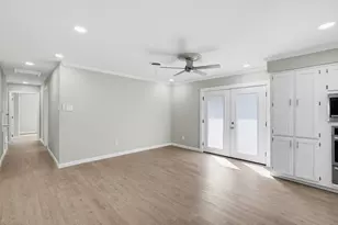 1312 E Mitchell St, Arlington, TX 76010 - Photo 14