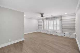 1312 E Mitchell St, Arlington, TX 76010 - Photo 12