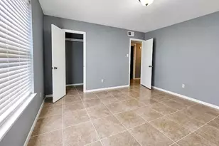 915 Lemontree Dr, Arlington, TX 76017 - Photo 20
