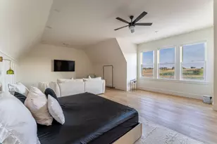 760 Hummingbird Ln, Justin, TX 76247 - Photo 22