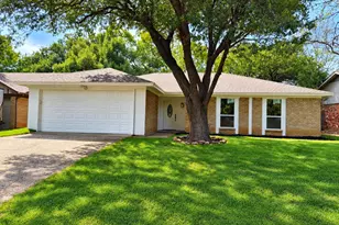 2231 Park Springs Ct, Arlington, TX 76013 - Photo 1