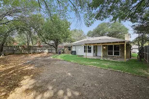 2231 Park Springs Ct, Arlington, TX 76013 - Photo 24