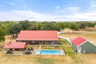 9739 Waldrup Rd, Lipan, TX 76462 - Photo 34