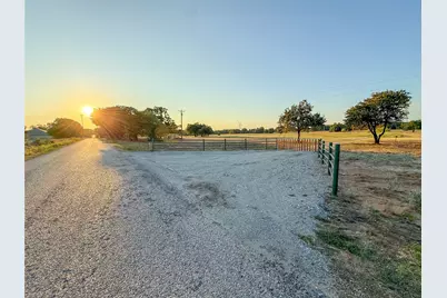 455 County Rd 1650, Chico, TX 76431 - Photo 1