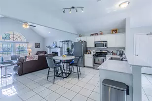 4720 San Jacinto St, Dallas, TX 75204 - Photo 2