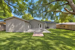 2817 Ladona Dr, Fort Worth, TX 76133 - Photo 30