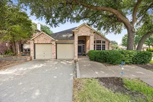 6712 Braeview Dr, Fort Worth, TX 76137 - Photo 1