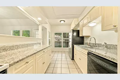 4325 Bellaire Drive S, Fort Worth, TX 76109 - Photo 10