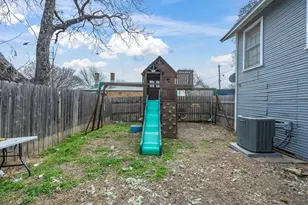 409 NW Main St, Ennis, TX 75119 - Photo 28