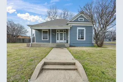 409 NW Main Street, Ennis, TX 75119 - Photo 1