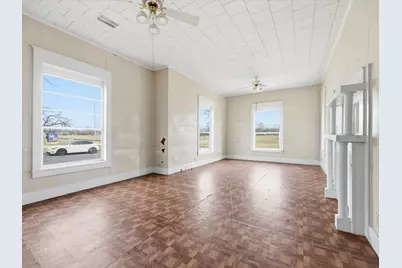 409 NW Main Street, Ennis, TX 75119 - Photo 8