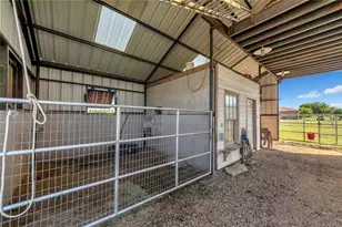 1061 Boaz Rd, Fort Worth, TX 76052 - Photo 6