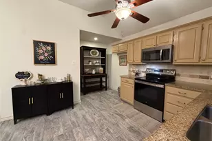 1107 Oxford Dr, Gainesville, TX 76240 - Photo 6