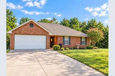 1107 Oxford Drive, Gainesville, TX 76240 - Photo 1