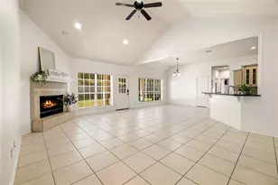 618 Huntwick Ln, Tyler, TX 75703 - Photo 6