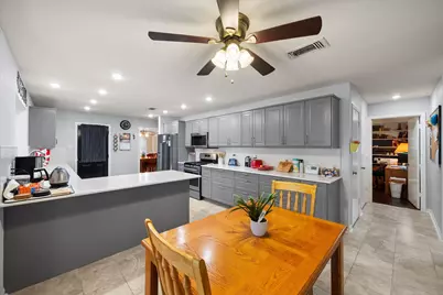 1001 Whispering Oak Court, Arlington, TX 76012 - Photo 18