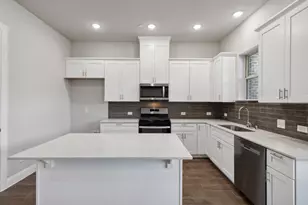 813 Heart Reef Rd, Plano, TX 75075 - Photo 2