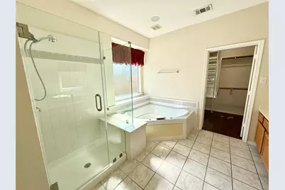 5828 Southmoor Lane, The Colony, TX 75056 - Photo 18
